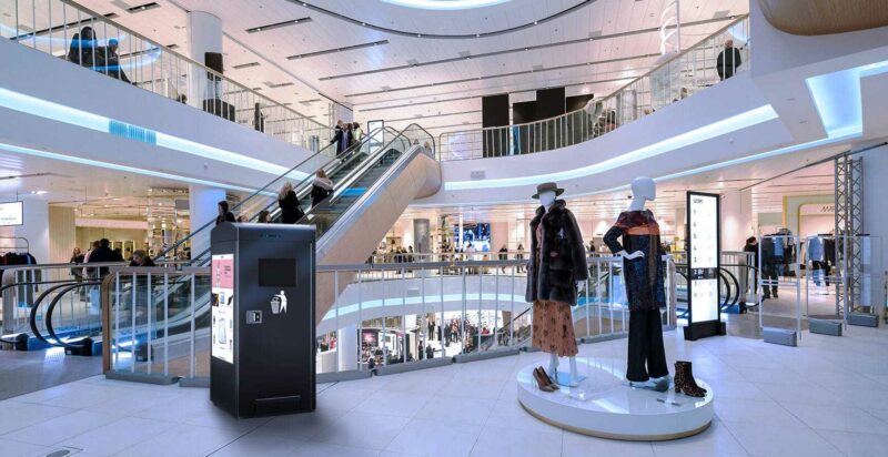 Smart City Bin Indoor TV in shopping mall